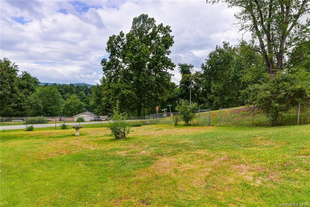 4 Hamburg Lane - Photo 19