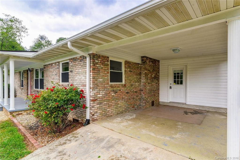 4 Hamburg Lane - Photo 22