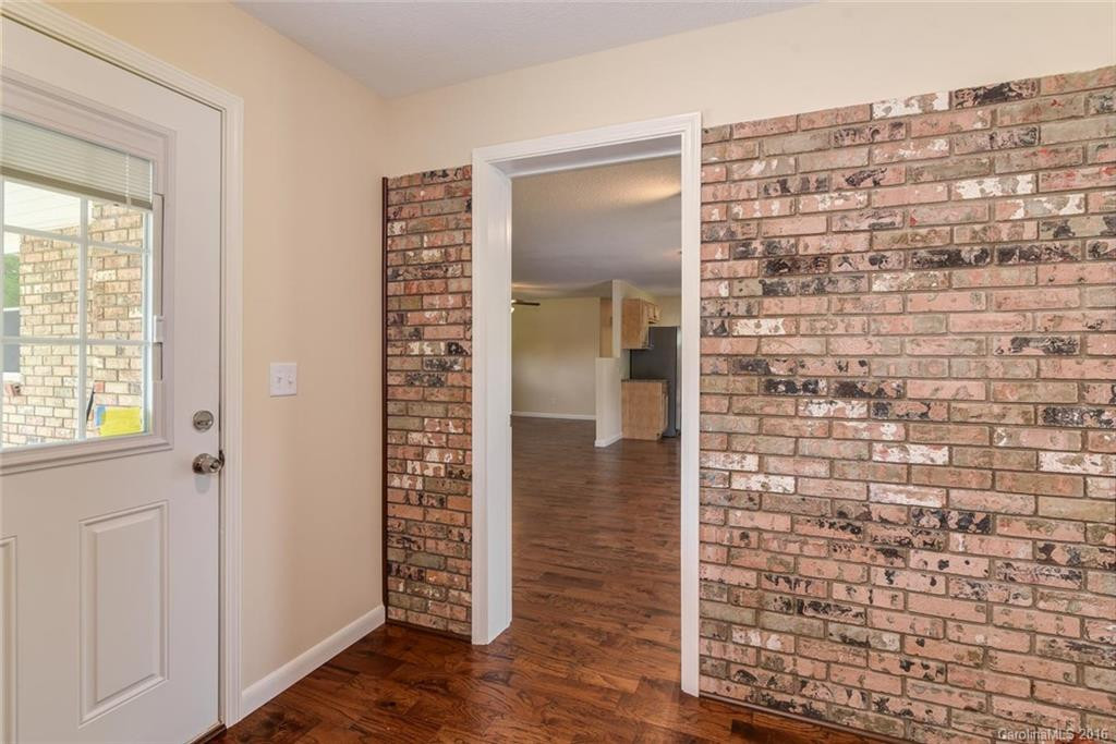 4 Hamburg Lane - Photo 10