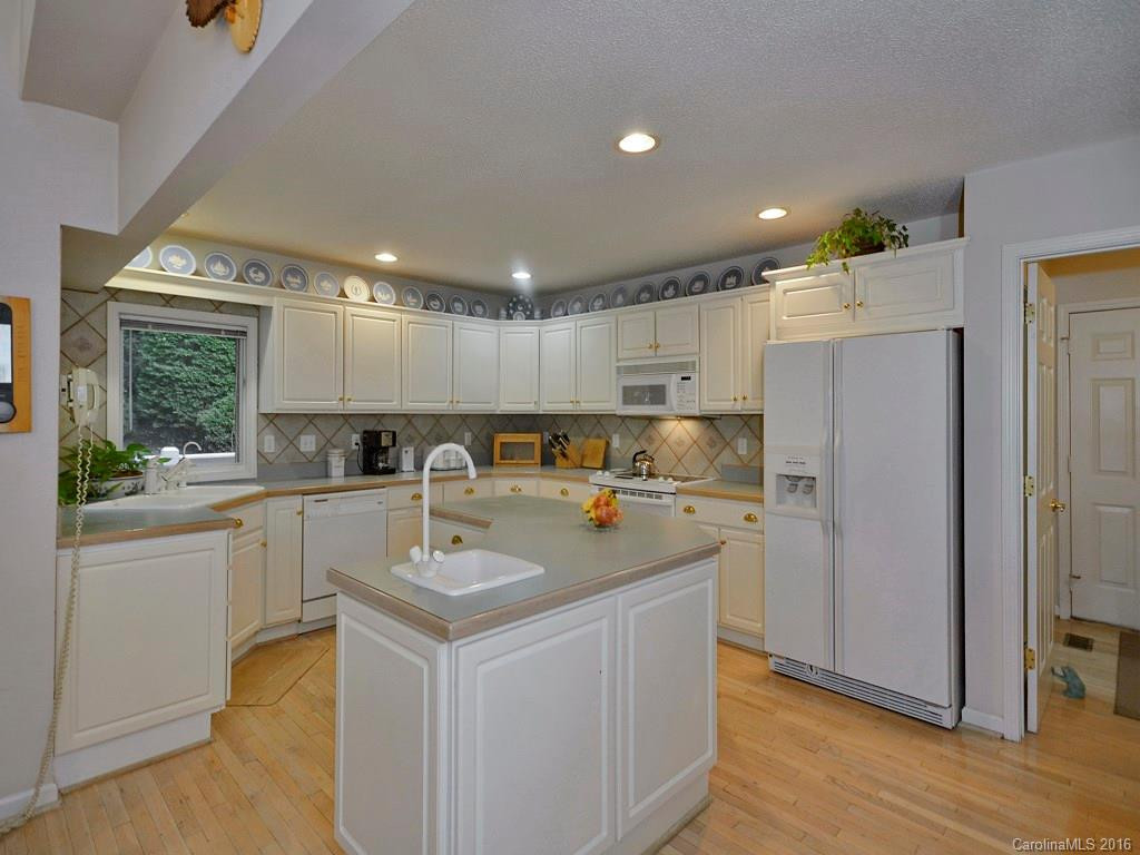 15 Timber Cove Court - Photo 8