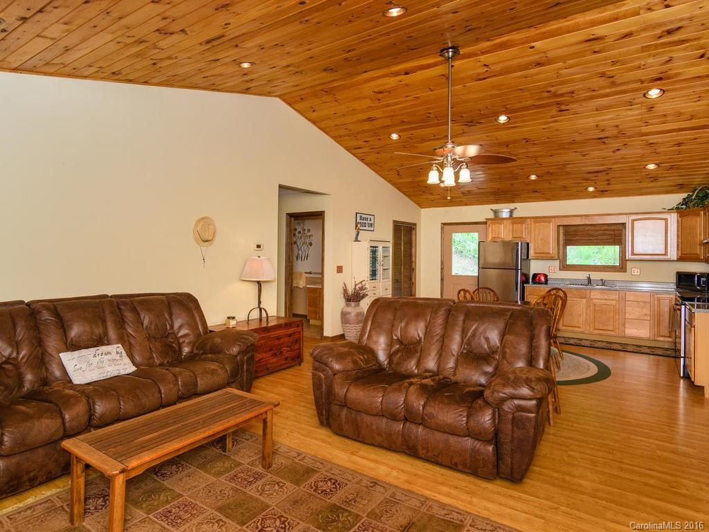 99 Barefoot Cove - Photo 5