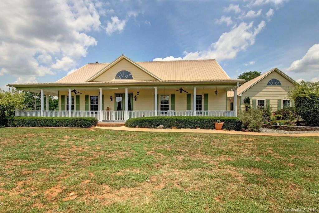 380 Hazelhurst Lane
