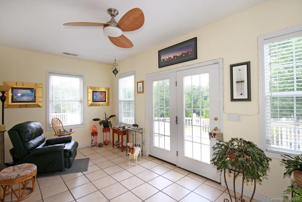 380 Hazelhurst Lane - Photo 11