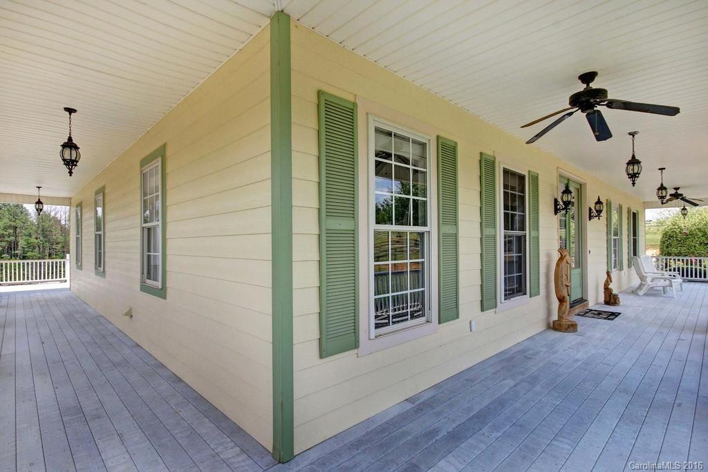 380 Hazelhurst Lane - Photo 4