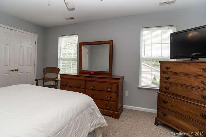 423 Wiltshire Circle #133 - Photo 14