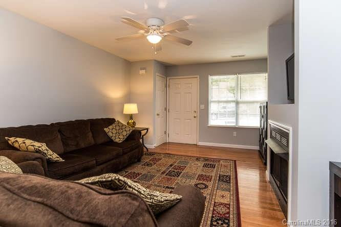423 Wiltshire Circle #133 - Photo 5