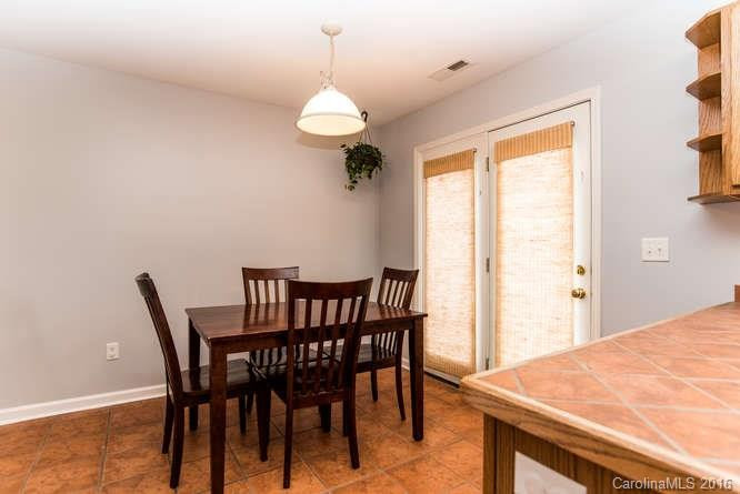 423 Wiltshire Circle #133 - Photo 7