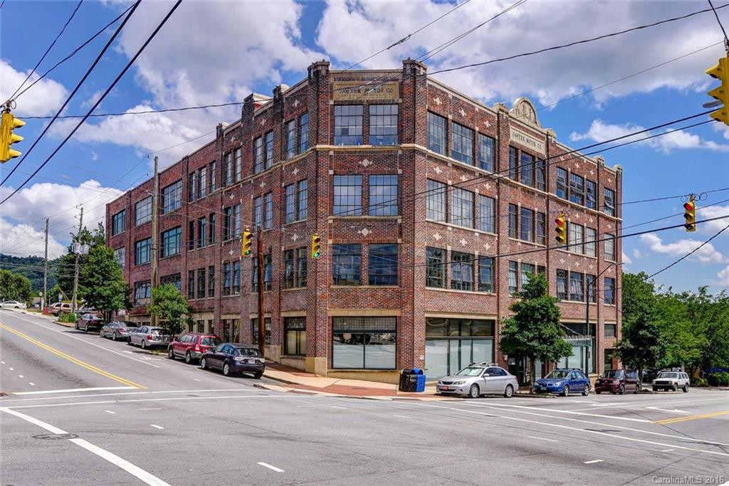 100 Coxe Avenue #304