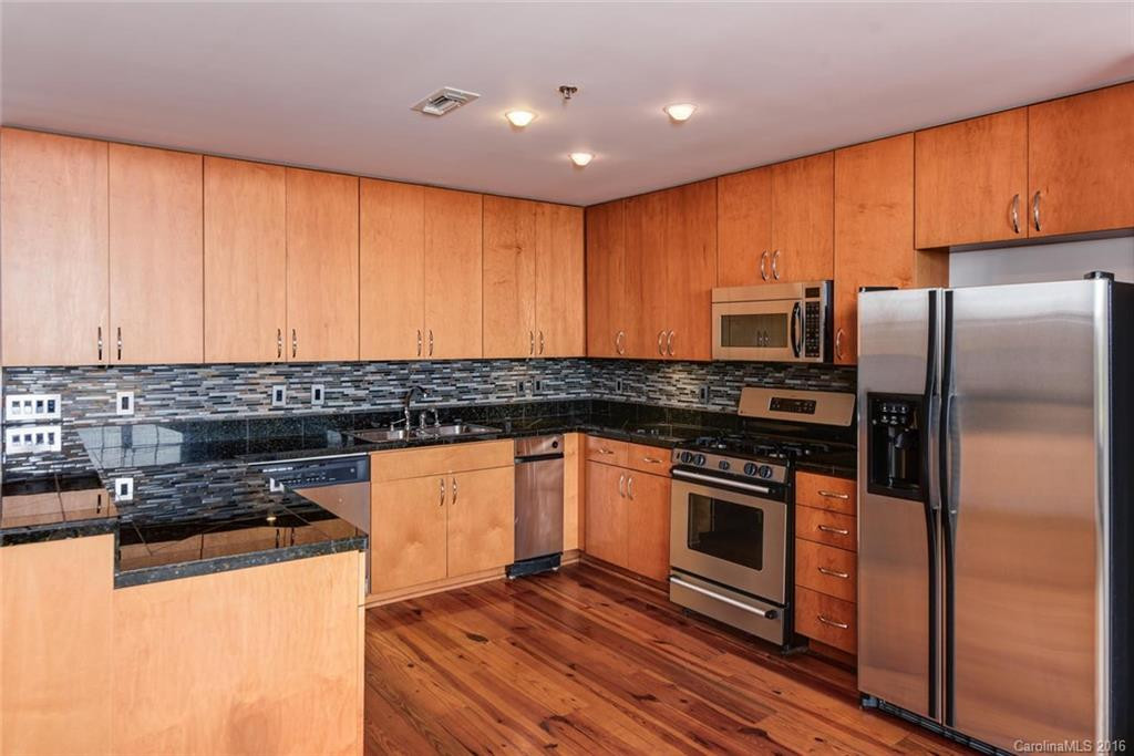 100 Coxe Avenue #304 - Photo 4