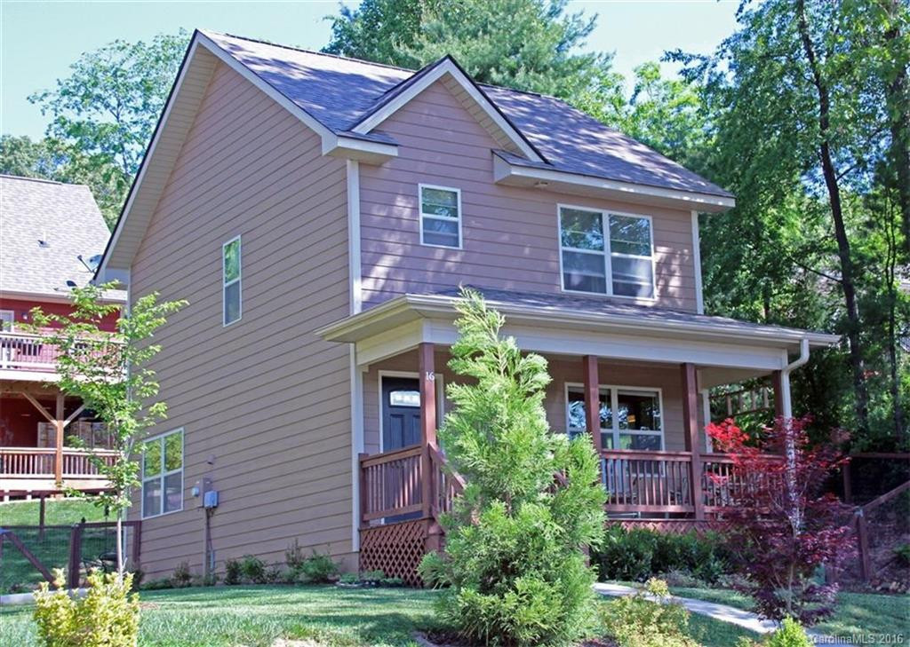 16 Woodland Drive