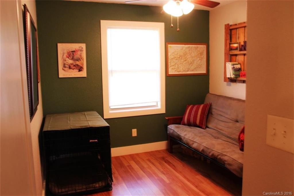 16 Woodland Drive - Photo 13