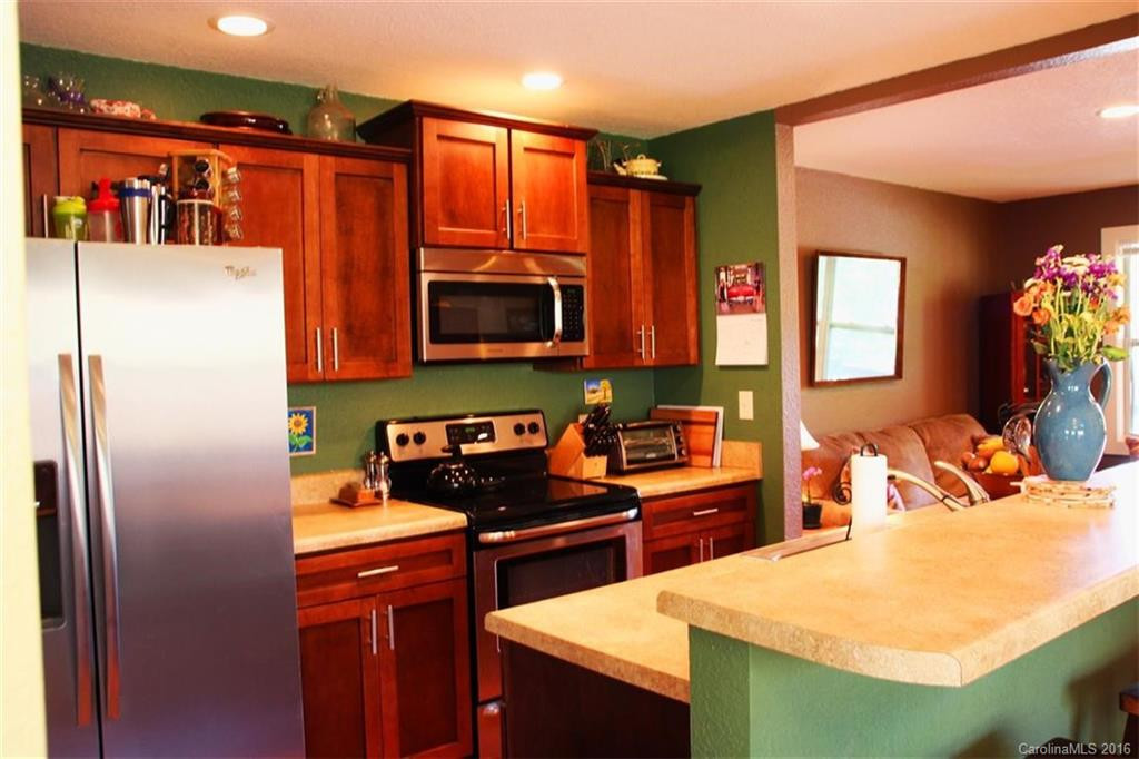 16 Woodland Drive - Photo 4