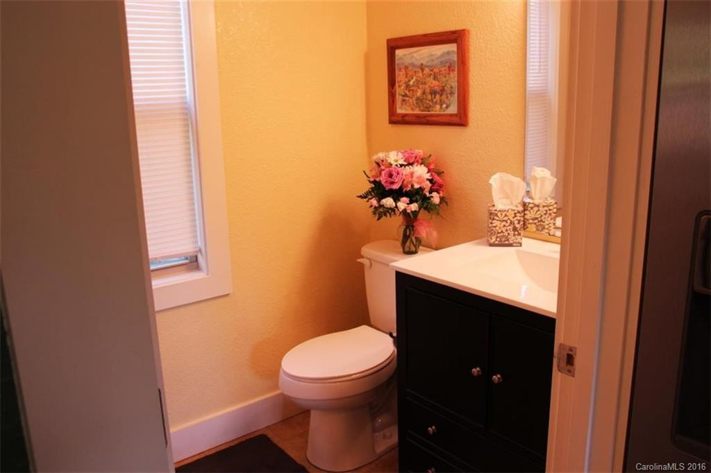 16 Woodland Drive - Photo 8