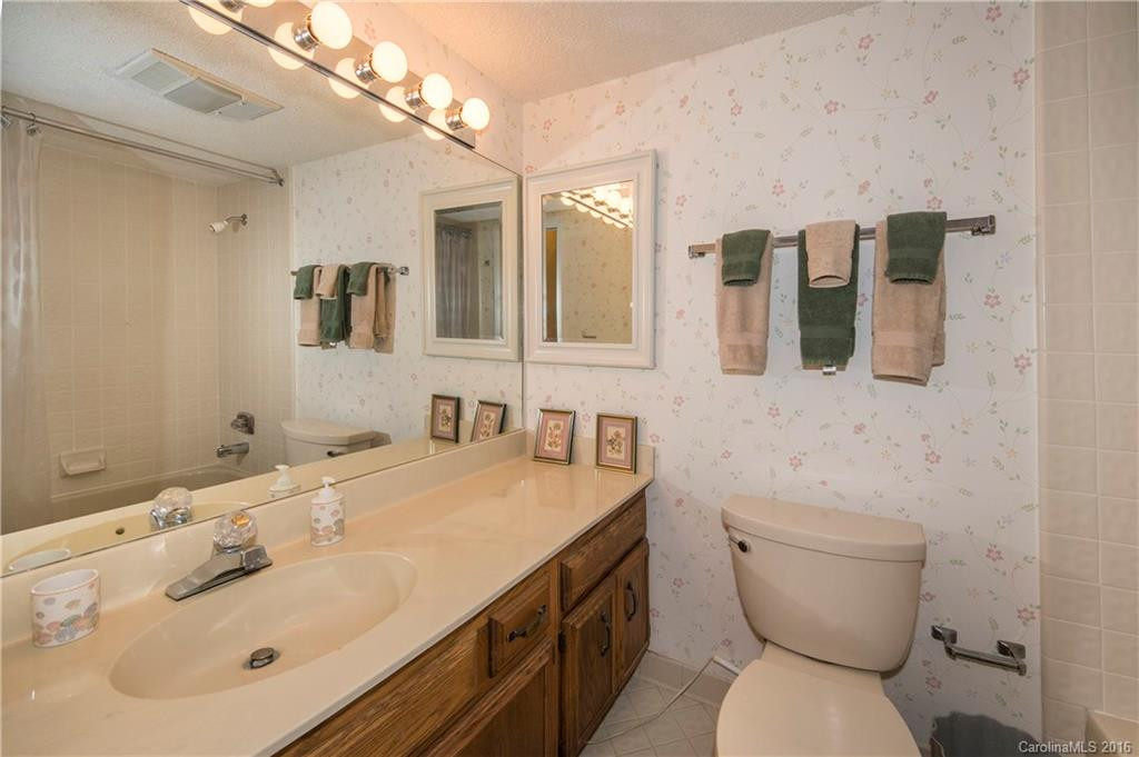87 Willow Road #B-5 - Photo 21