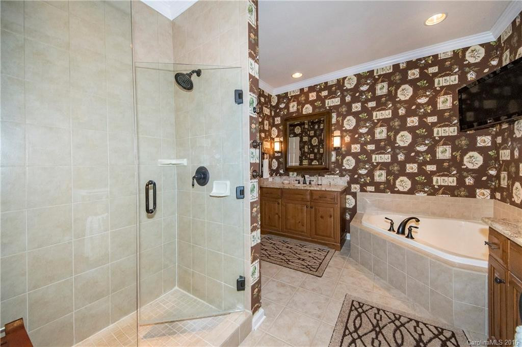101 Augusta Circle #101 - Photo 16