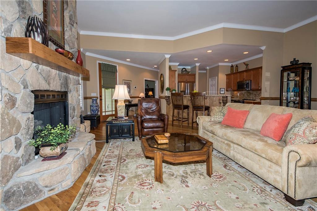 101 Augusta Circle #101 - Photo 6