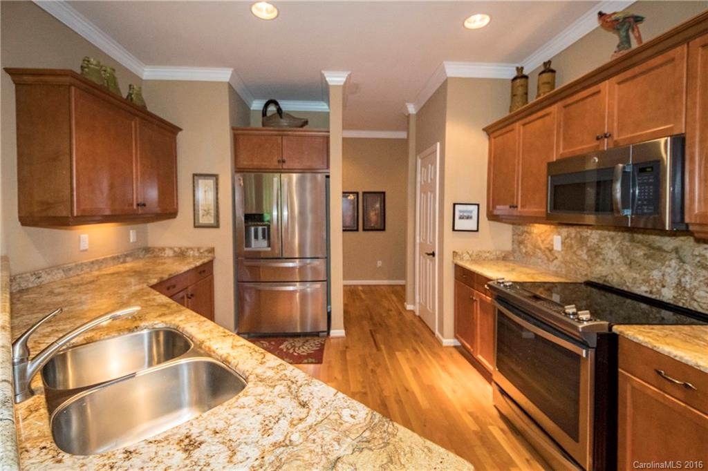 101 Augusta Circle #101 - Photo 7
