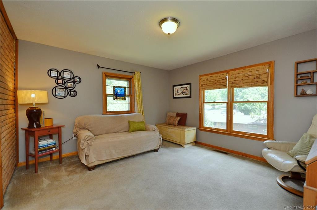 160 Leatherwood Street - Photo 8