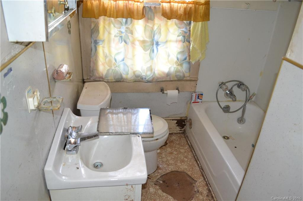 193 Grove Street - Photo 14