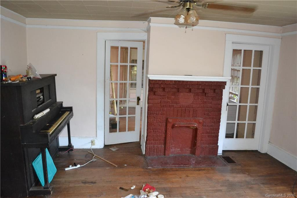 193 Grove Street - Photo 6