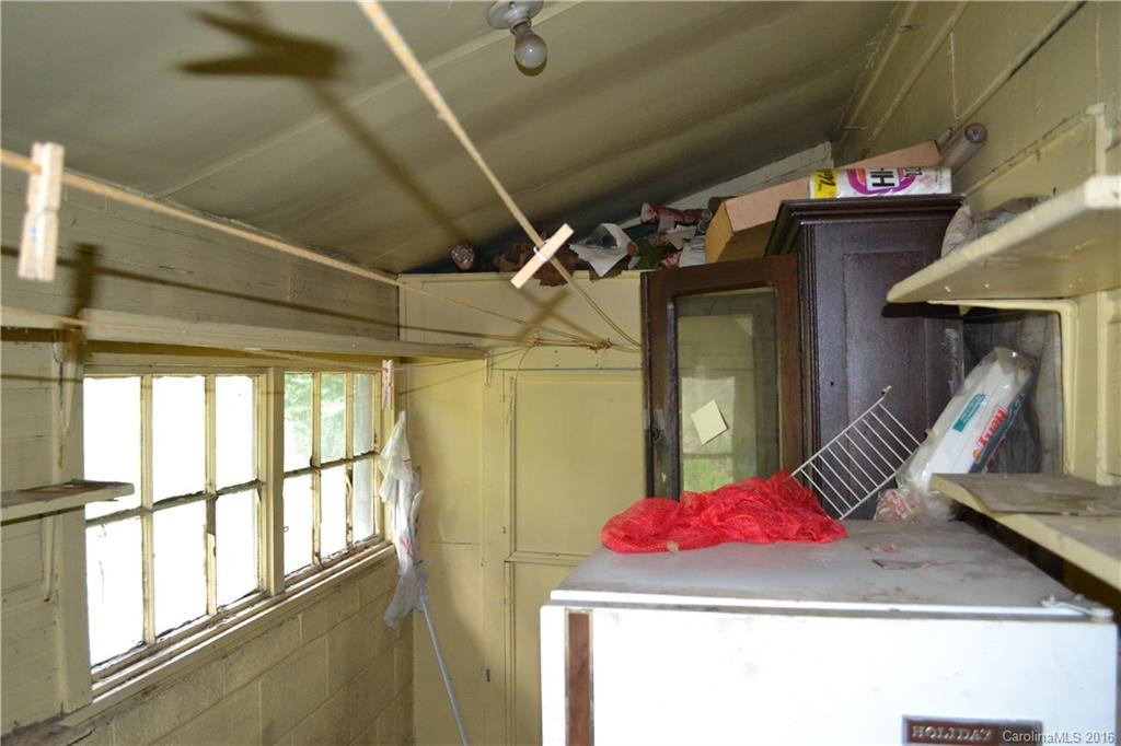 193 Grove Street - Photo 10