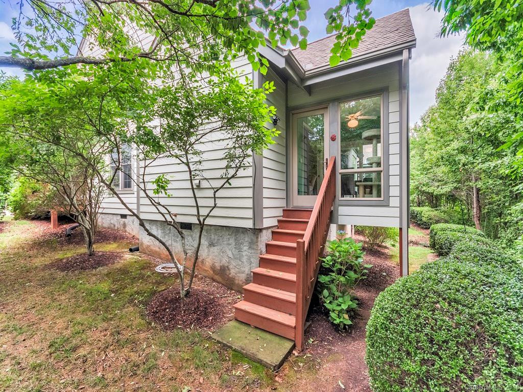 17 Little Cedar Court #- - Photo 18