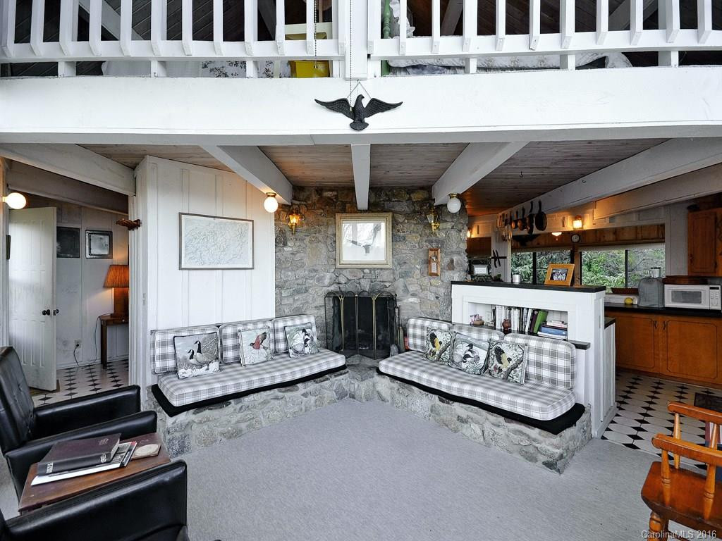 35 Finch Lane - Photo 4