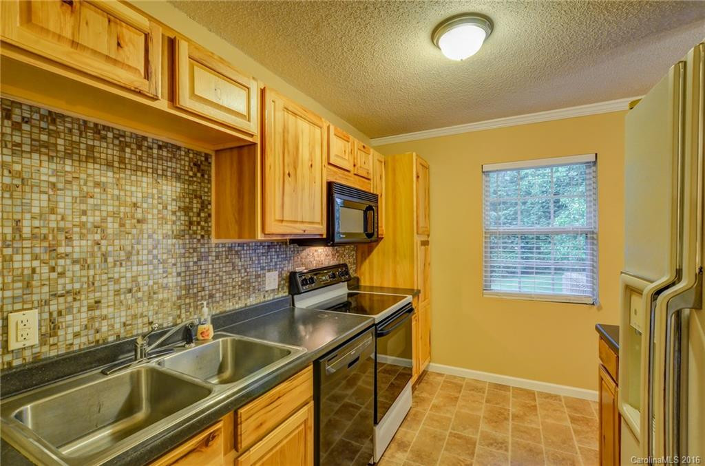 14 Chinaberry Lane - Photo 3