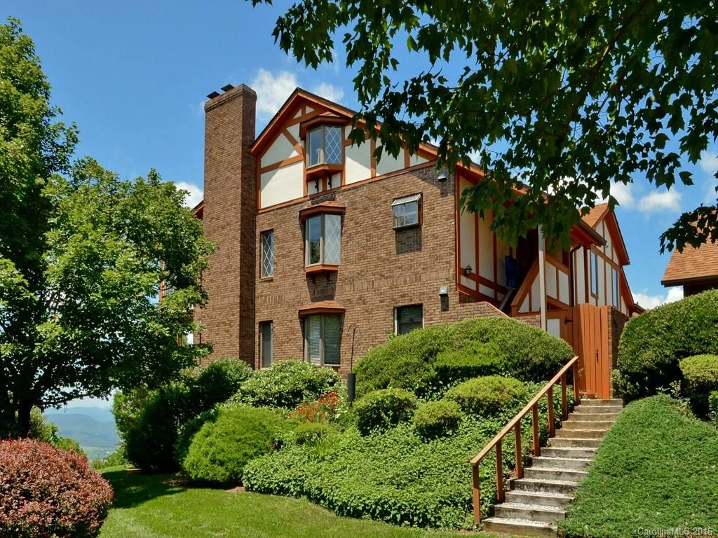 1103 Fleetwood Plaza #1103