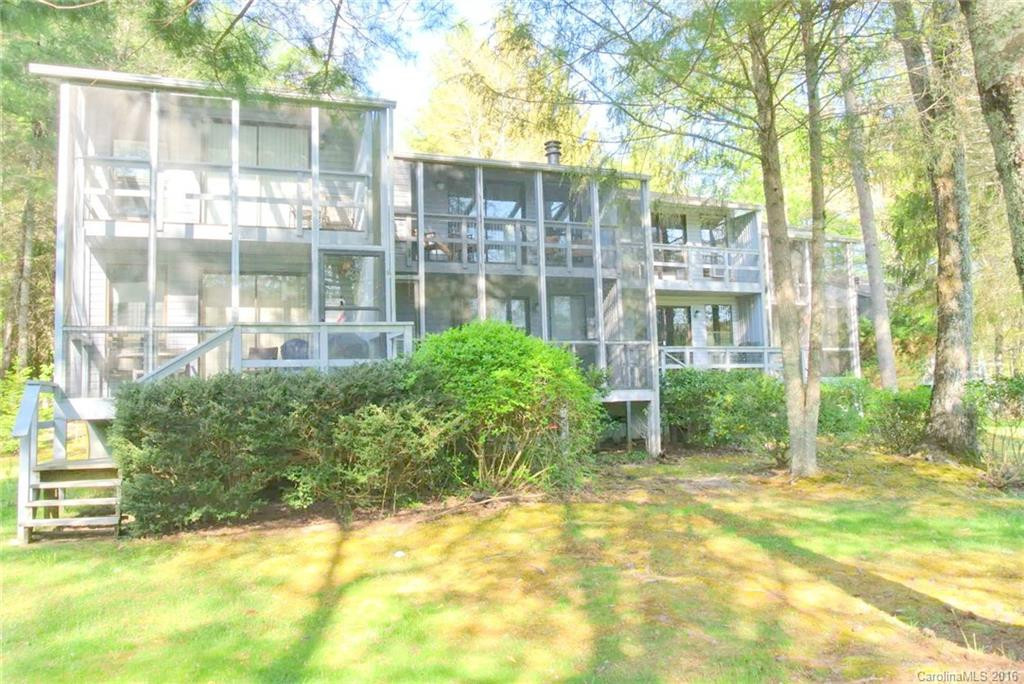 47 Lakeside Villas Drive #04/062