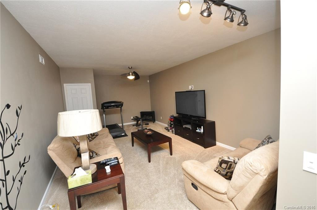 60 Scenic View Drive - Photo 14