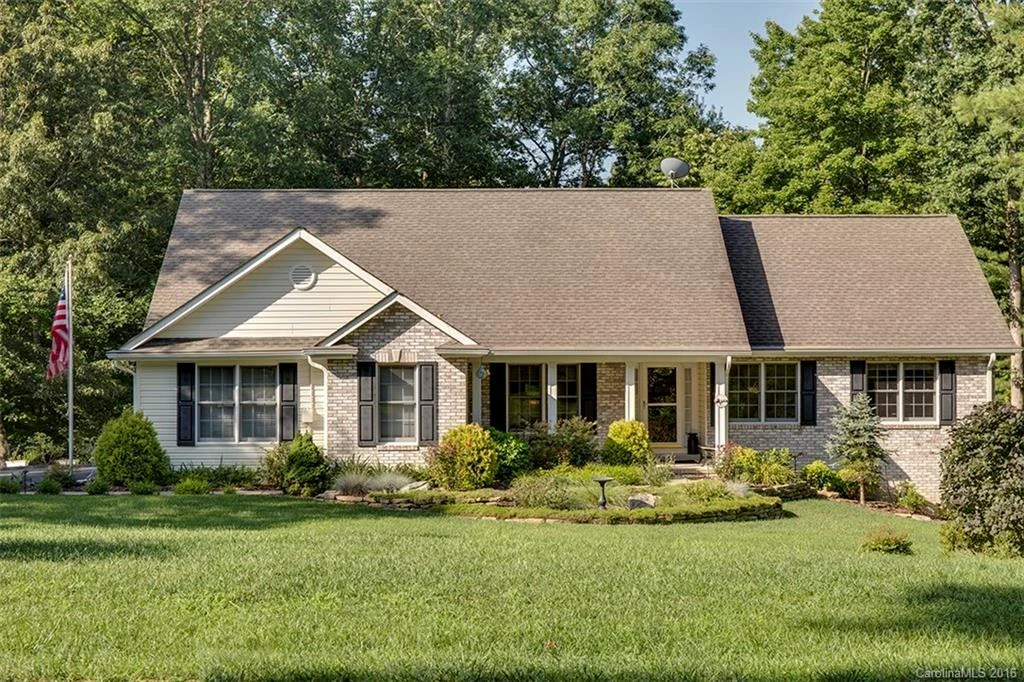 103 Arrowood Lane