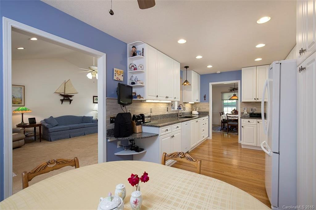 103 Arrowood Lane - Photo 6