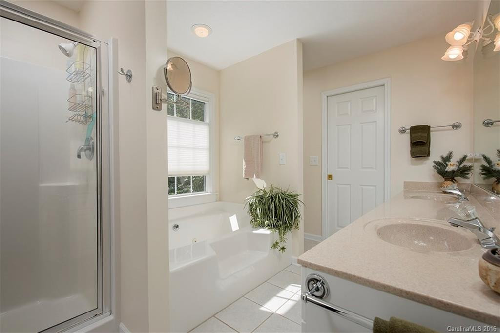 103 Arrowood Lane - Photo 8
