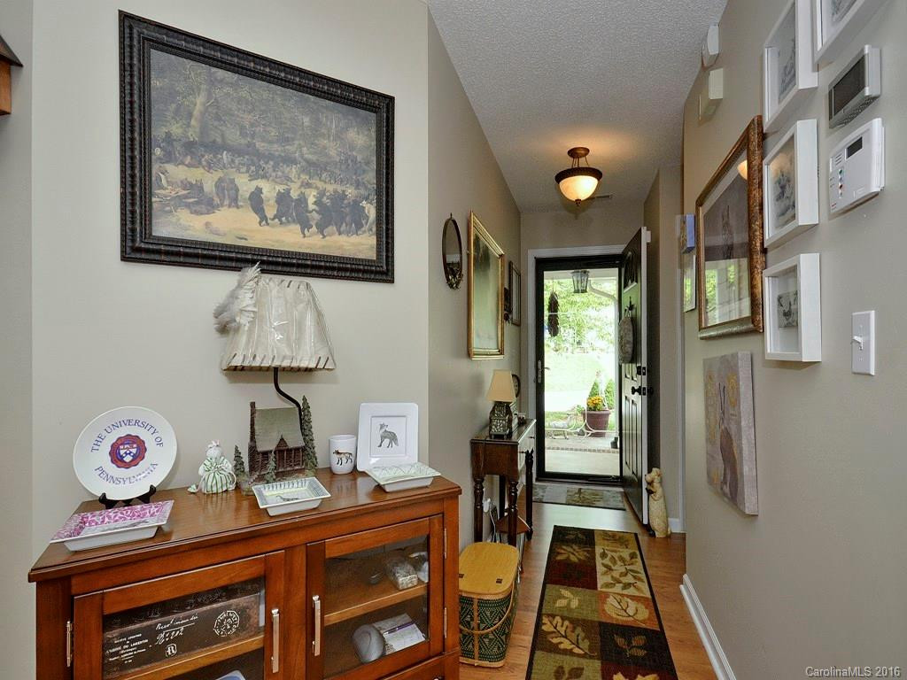 106 Hawks Nest Drive - Photo 2