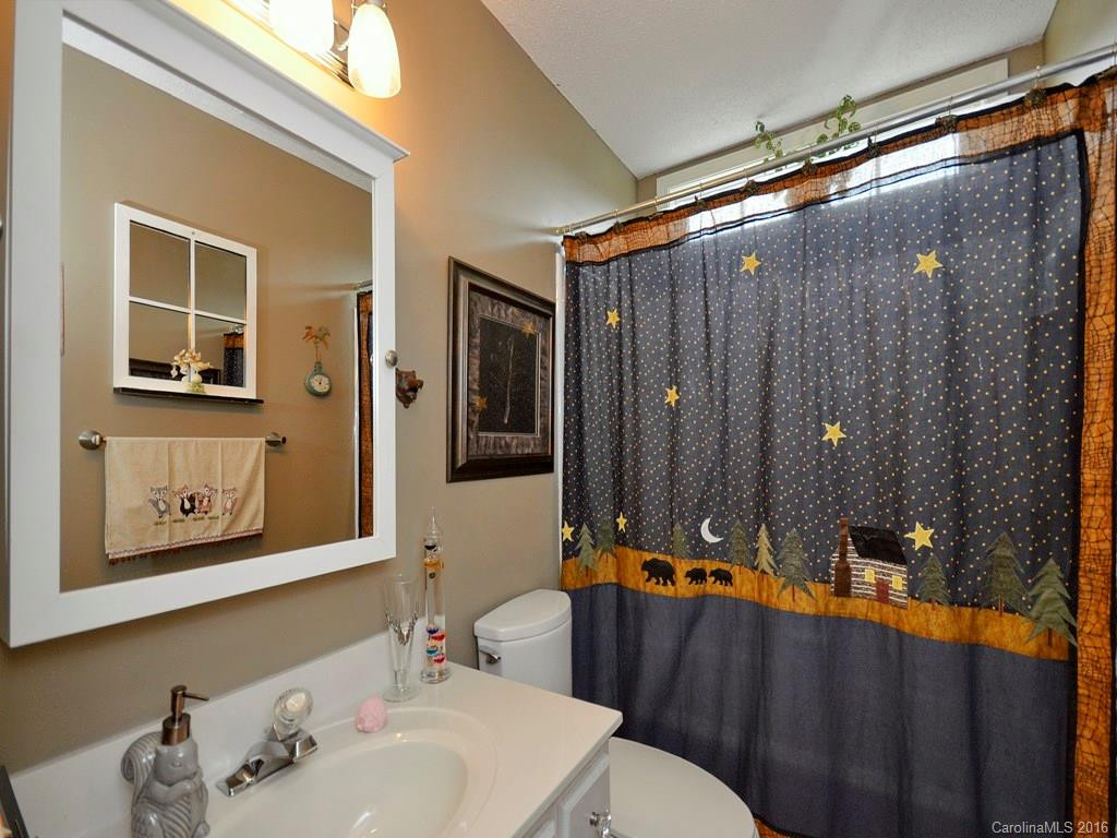 106 Hawks Nest Drive - Photo 11