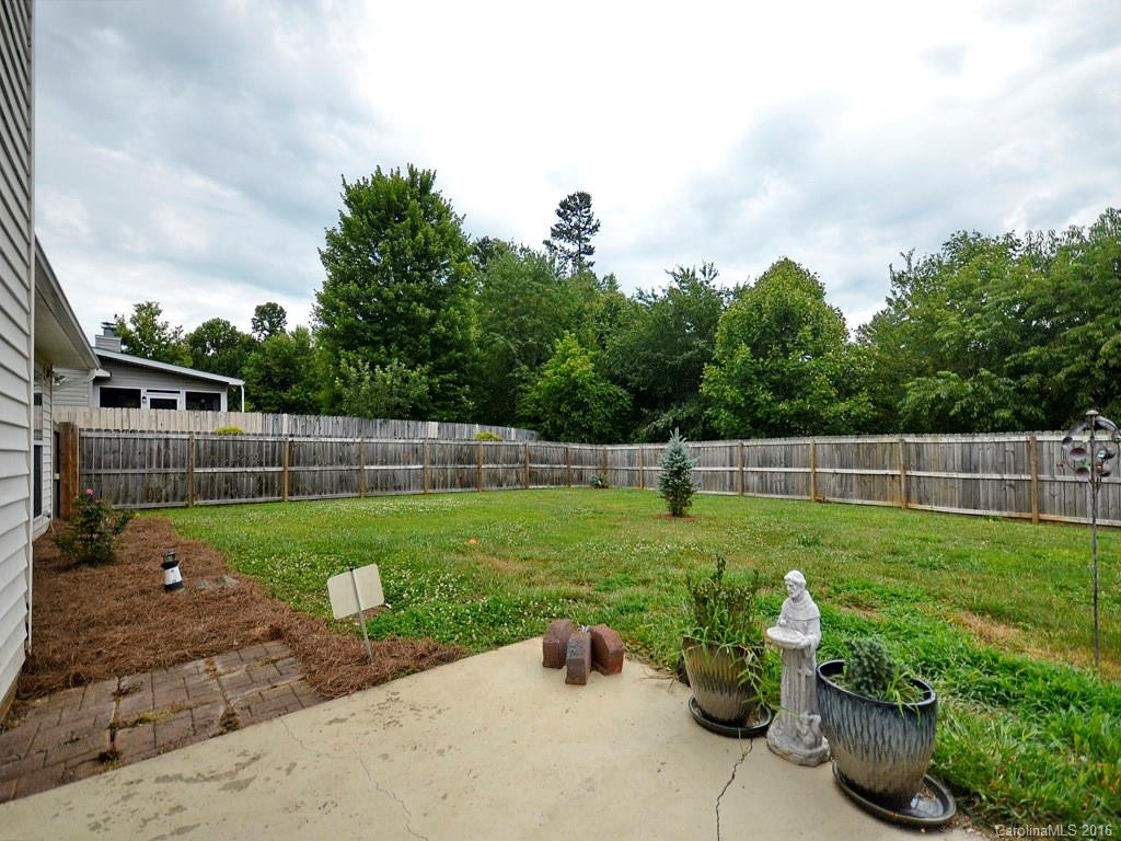 106 Hawks Nest Drive - Photo 13
