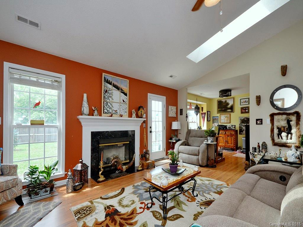 106 Hawks Nest Drive - Photo 3