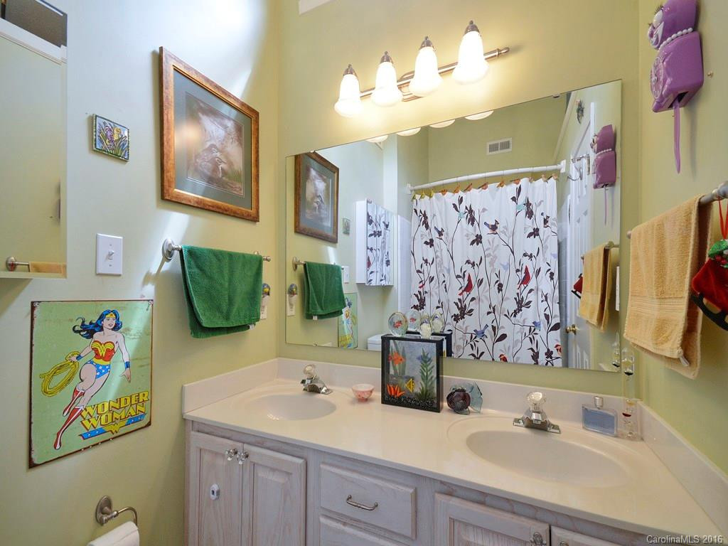 106 Hawks Nest Drive - Photo 8