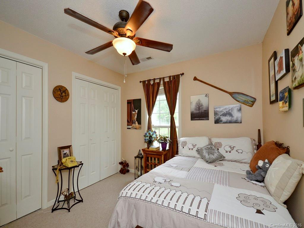 106 Hawks Nest Drive - Photo 9