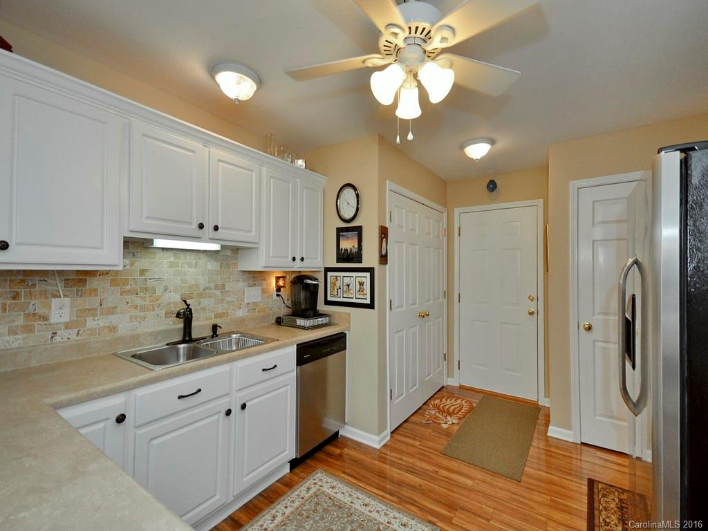316 Wiltshire Circle #316 - Photo 7