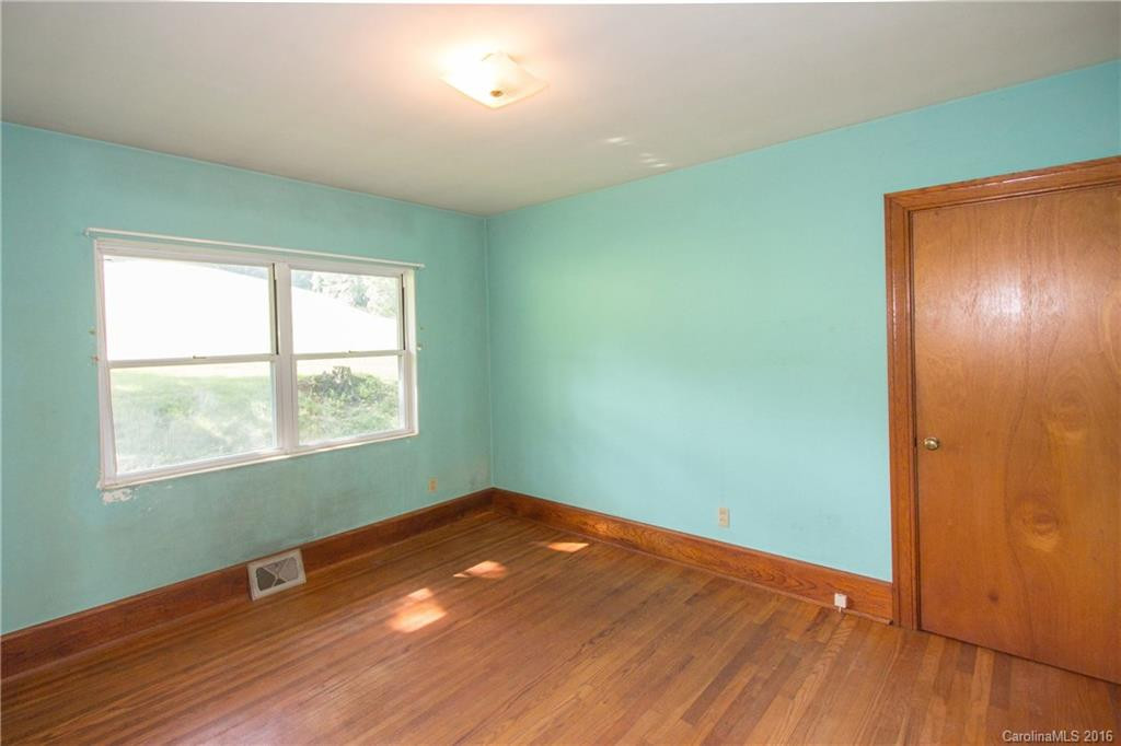 10 Hookers Gap Road - Photo 17