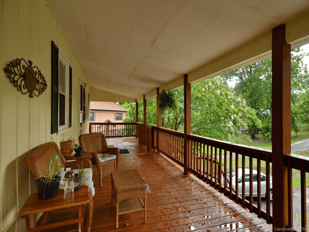 22 Harmon Circle - Photo 2