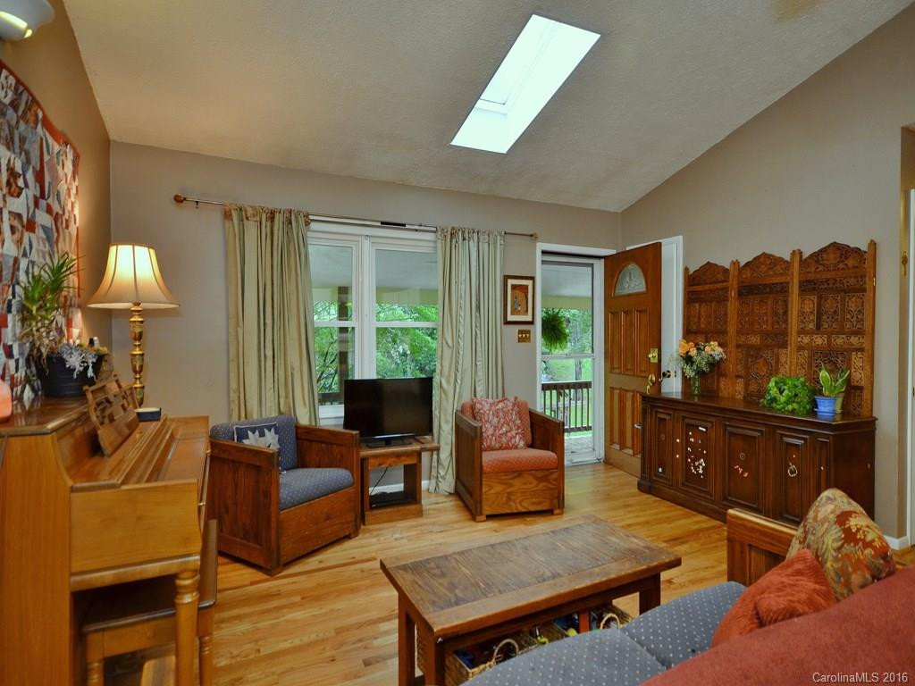 22 Harmon Circle - Photo 3