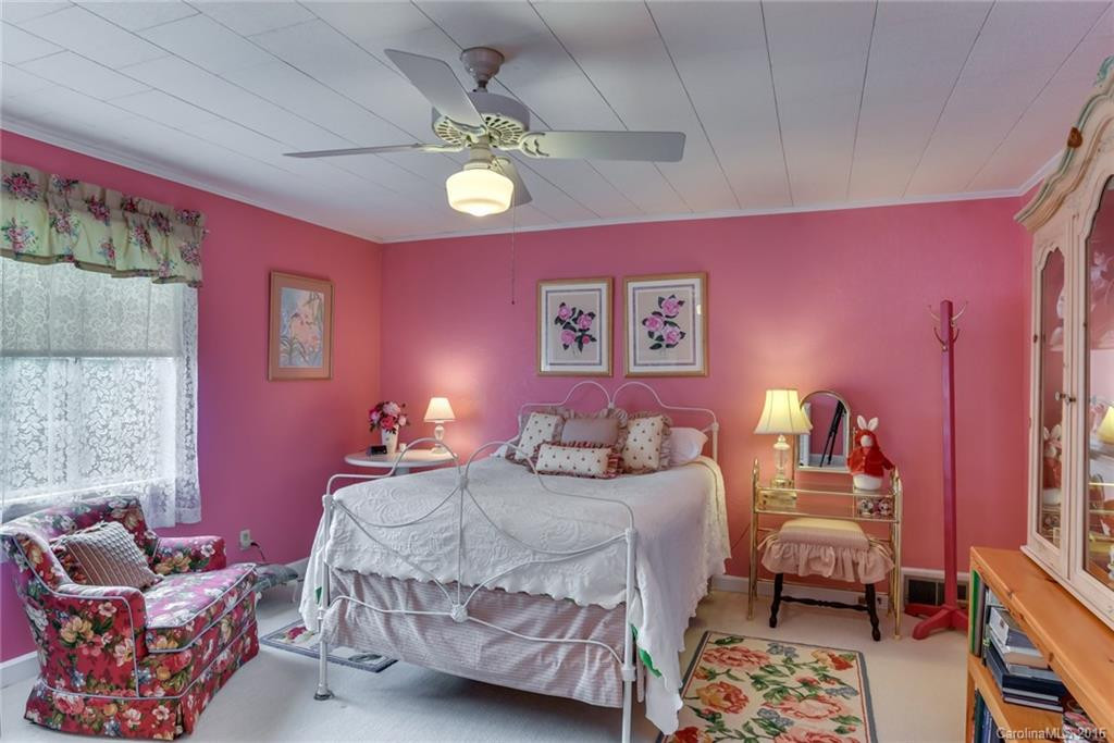 206 Hooker Road - Photo 17