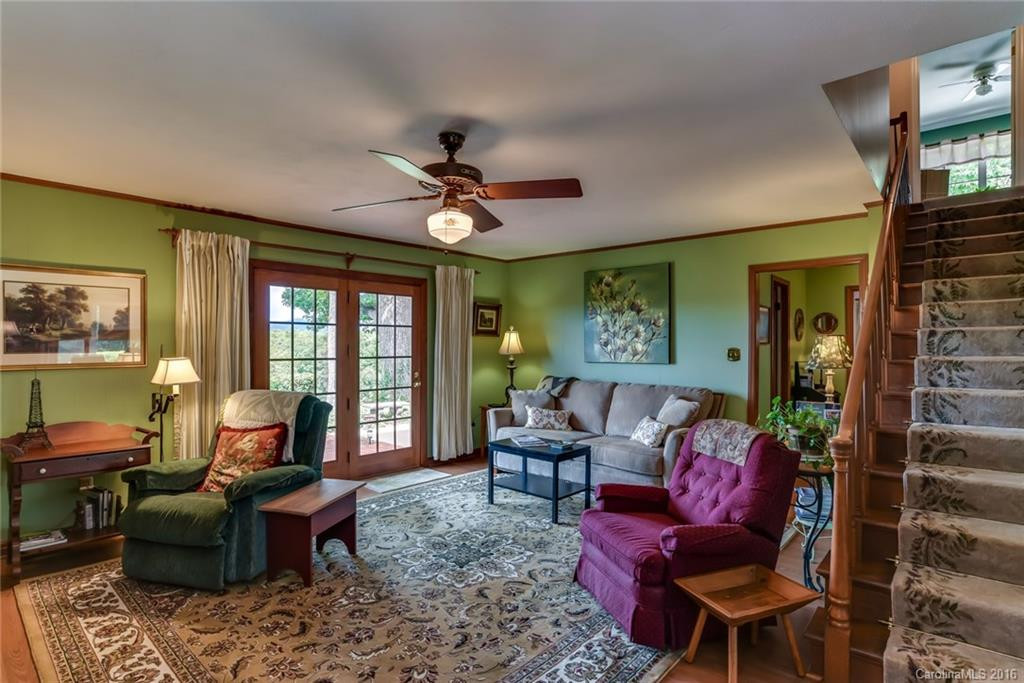 206 Hooker Road - Photo 6