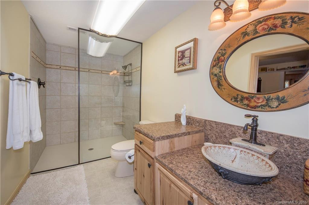 1075 Moody Farm Road - Photo 17