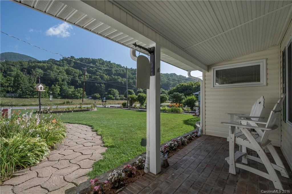 1075 Moody Farm Road - Photo 4