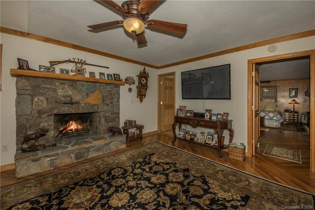 1075 Moody Farm Road - Photo 7