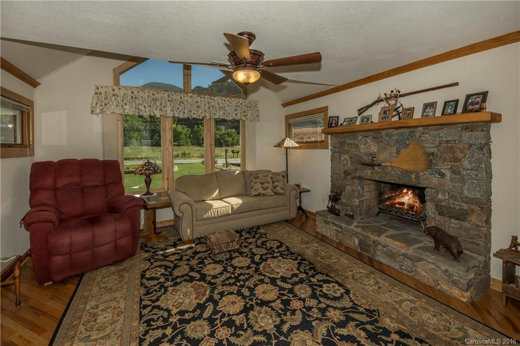 1075 Moody Farm Road - Photo 8